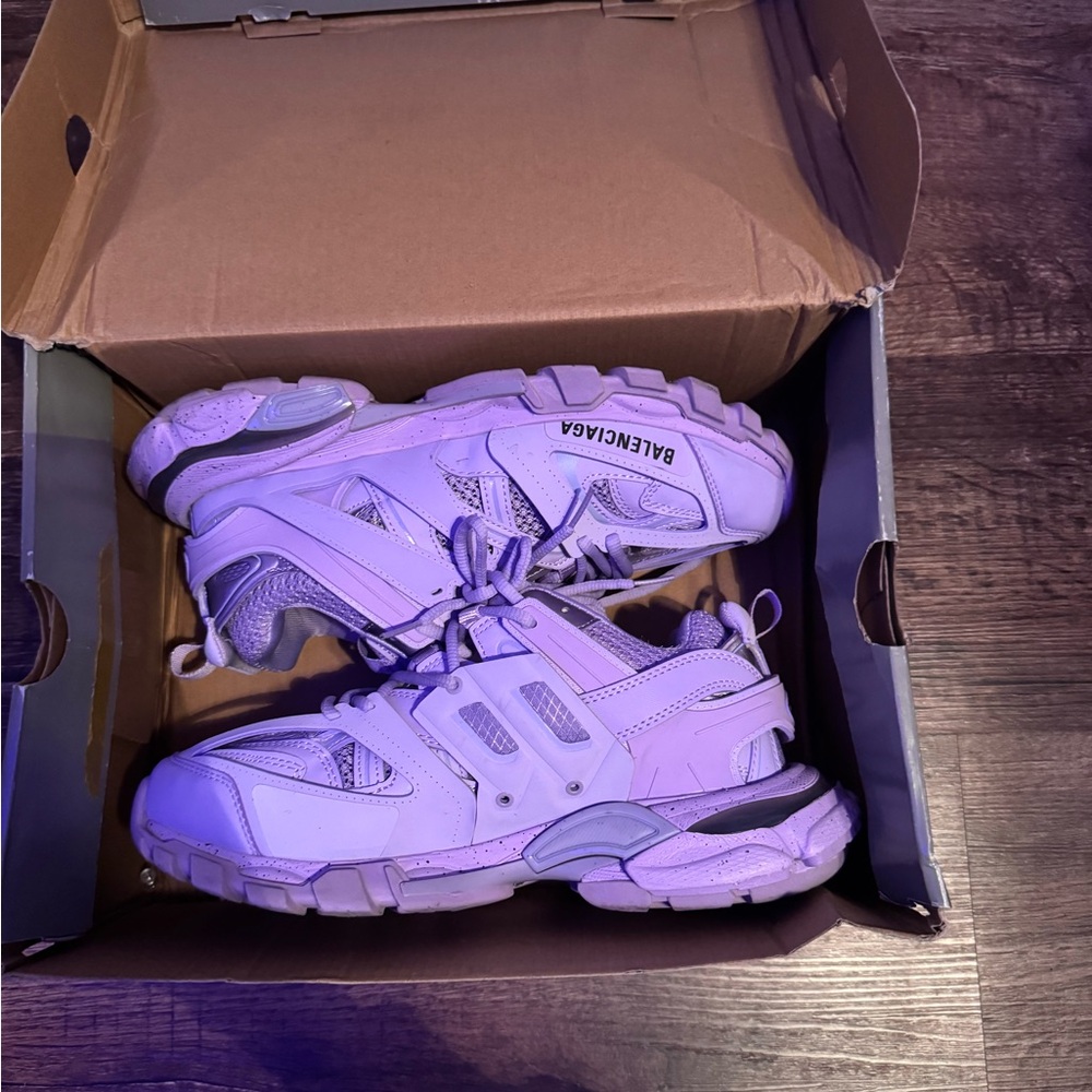 Balenciaga Women Track Sneakers - Picture 3 of 8